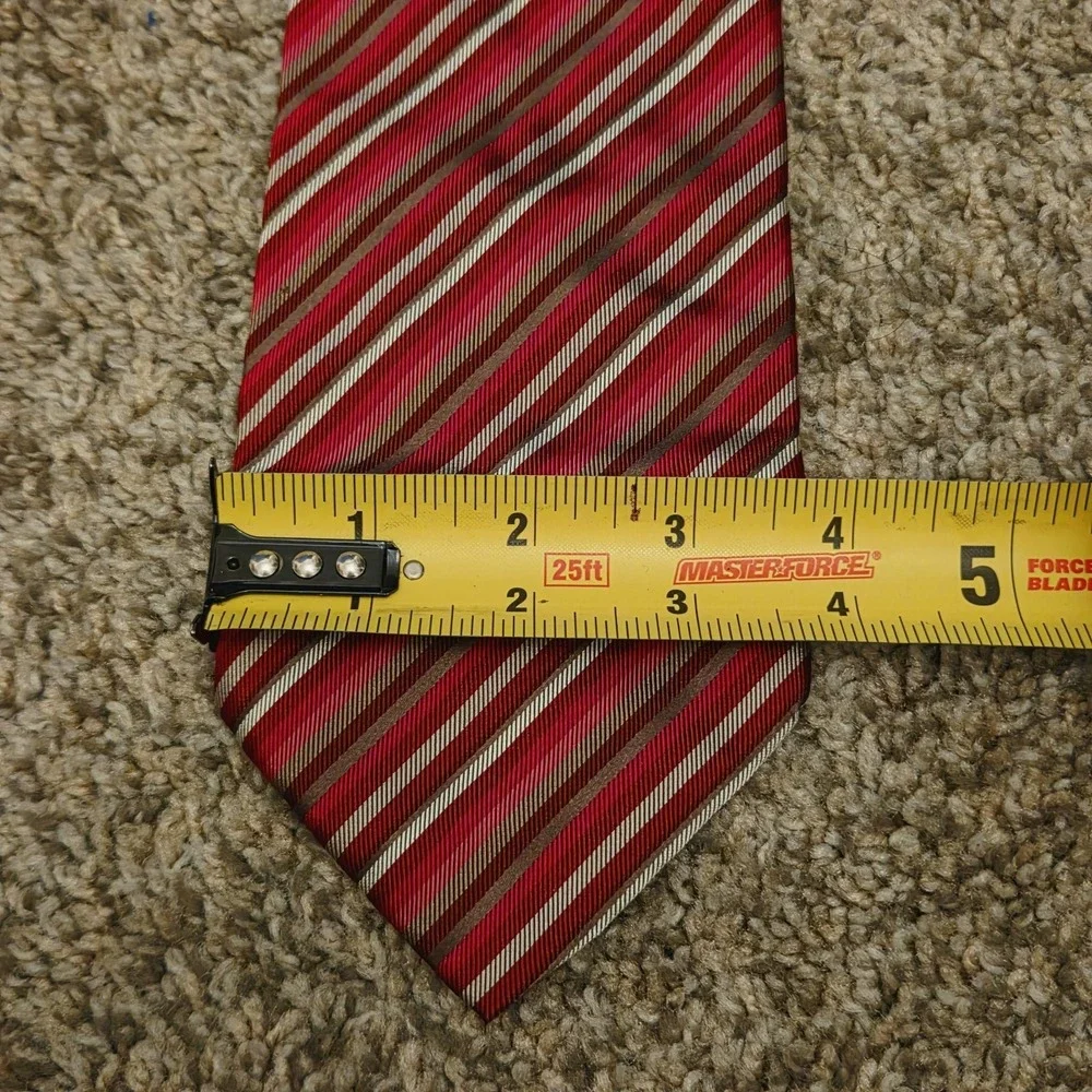 Banana Republic Men's 100% Silk Tie Red Striped Pattern Italy